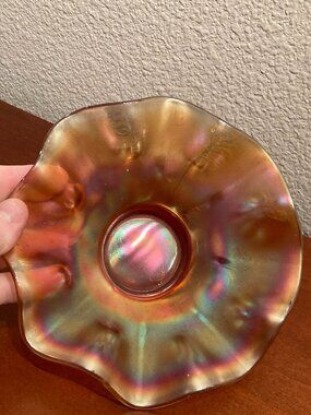 ⭐ Vintage Iridescent Glass Bowl ~ (Carnival Style)